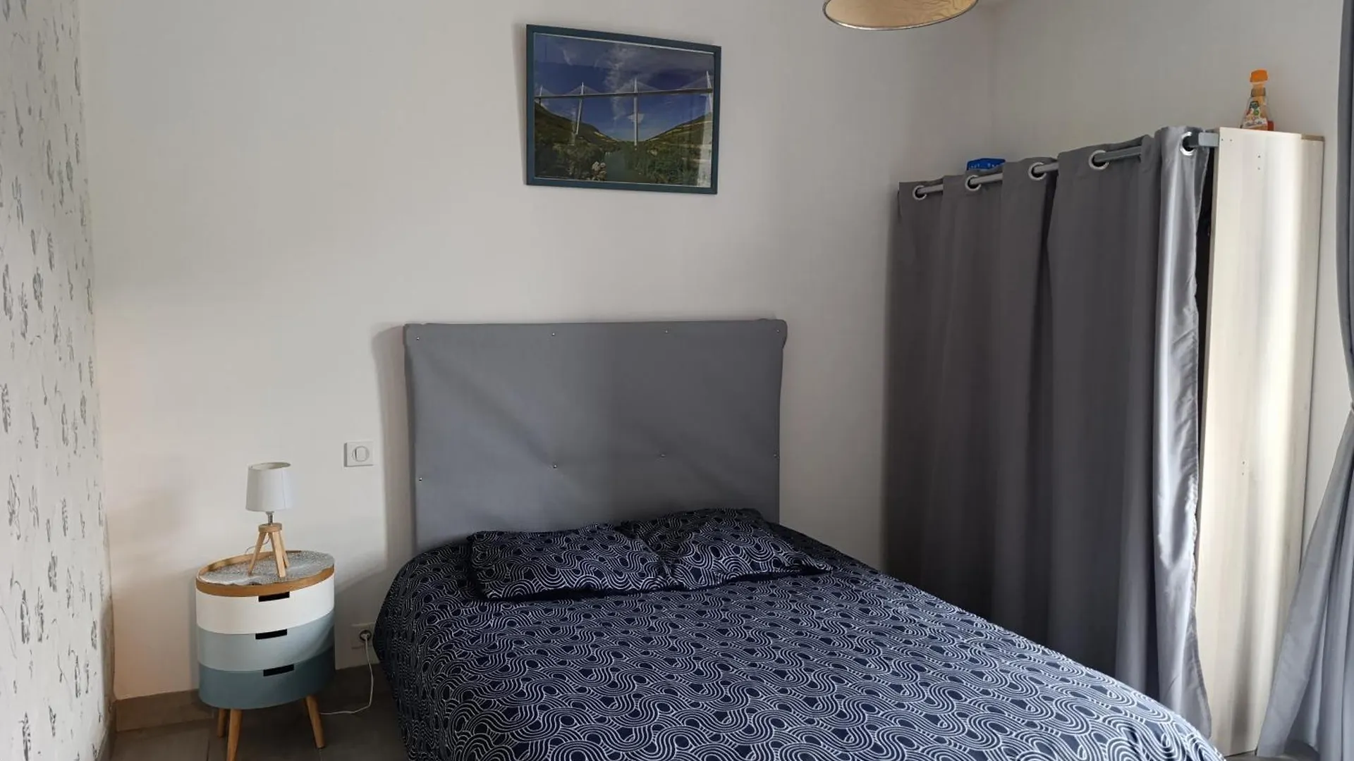 Hébergement de vacances Maison de village spacieuse et agréable Saint-Georges-de-Luzençon France